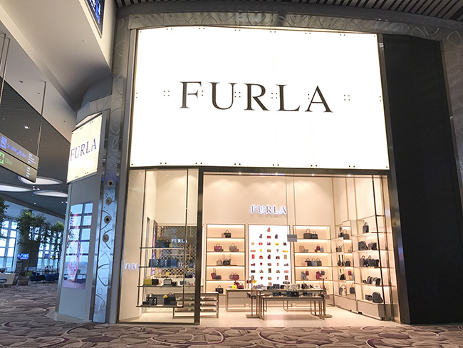 boutique furla