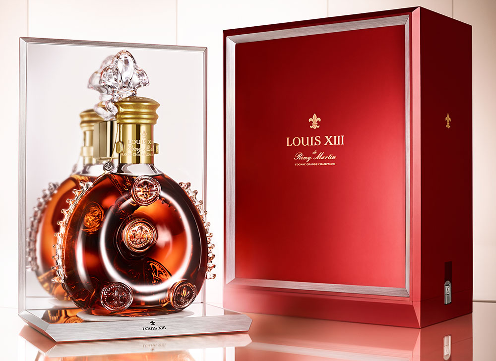 Louis XIII partners Heinemann to launch Smart Decanter tech into