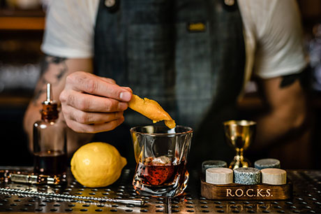 Rocks-Whiskey-Chilling-Stones – TRBusiness Rocks Whiskey Chilling Stones  – TRBusiness