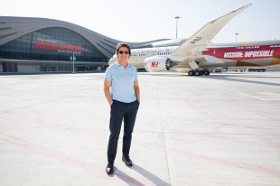 Tom-Cruise-at-Midfield-Terminal-Source-Abu-Dhabi-Airports – TRBusiness  – TRBusiness