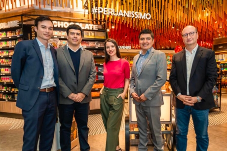 Lagardere and LAP Peru food and beverage – TRBusiness Lagardére and LAP celebrate the deal – TRBusiness