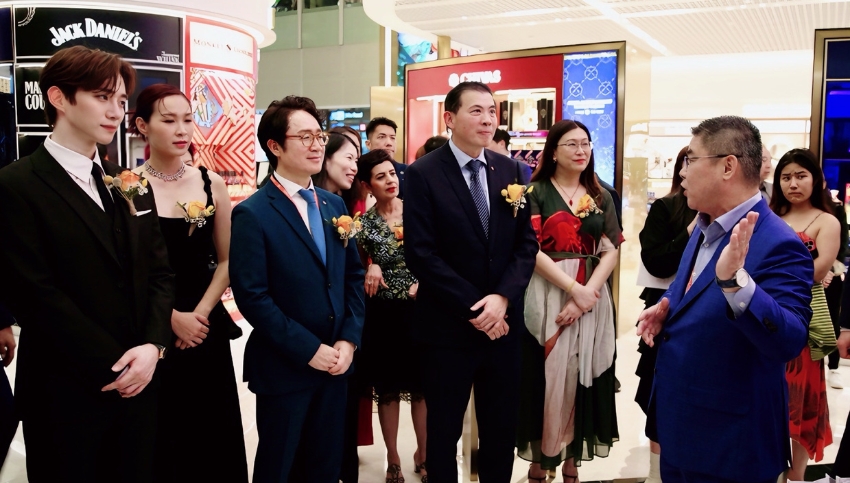 Lotte Changi Duplex official opening – TRBusiness Lotte Changi Duplex official opening – TRBusiness