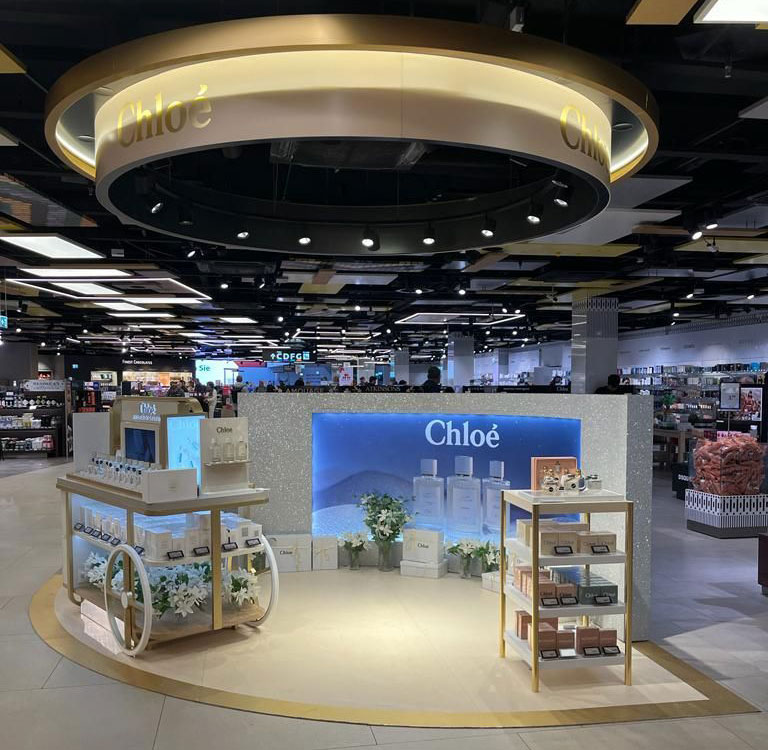 Chloé-Ateliers-des-Fleurs-Vienna – TRBusiness Chloé Ateliers des Fleurs – TRBusiness