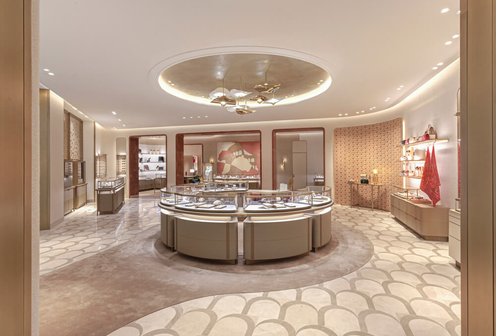 Cartier-boutique-entrance-Rome – TRBusiness – TRBusiness