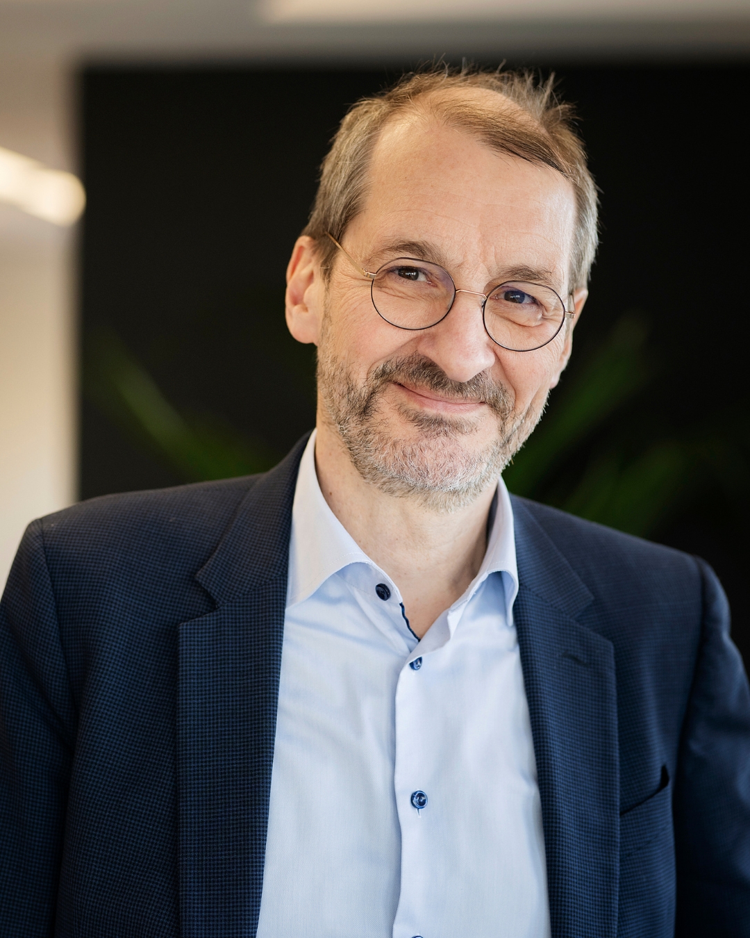  – TRBusiness