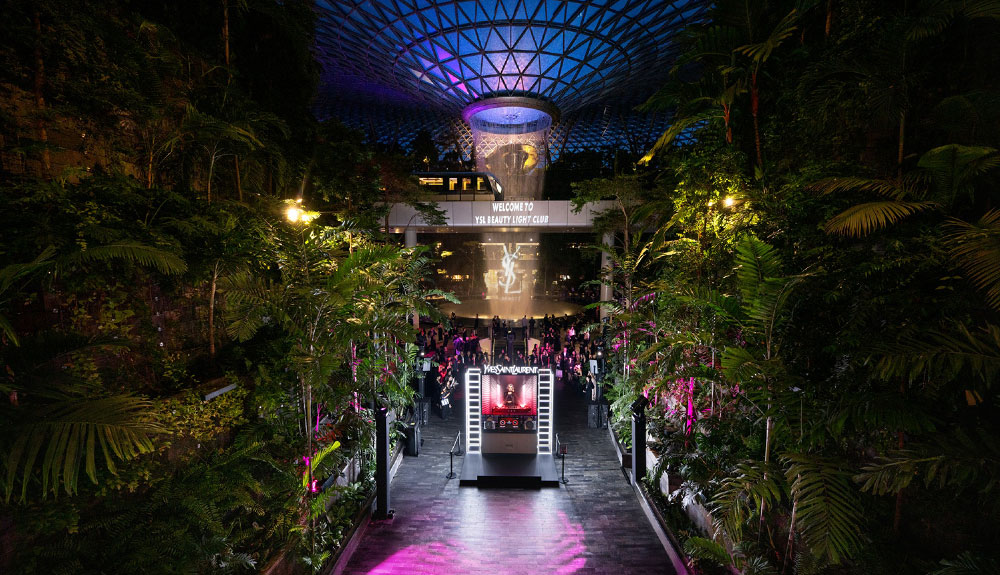 LOréal-Travel-Retail-and-YSL-Beauty-Light-Club2 – TRBusiness YSL Beauty Light Club at Changi – TRBusiness
