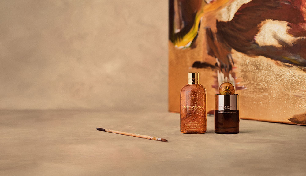 Mesmerising Oudh Accord & Gold