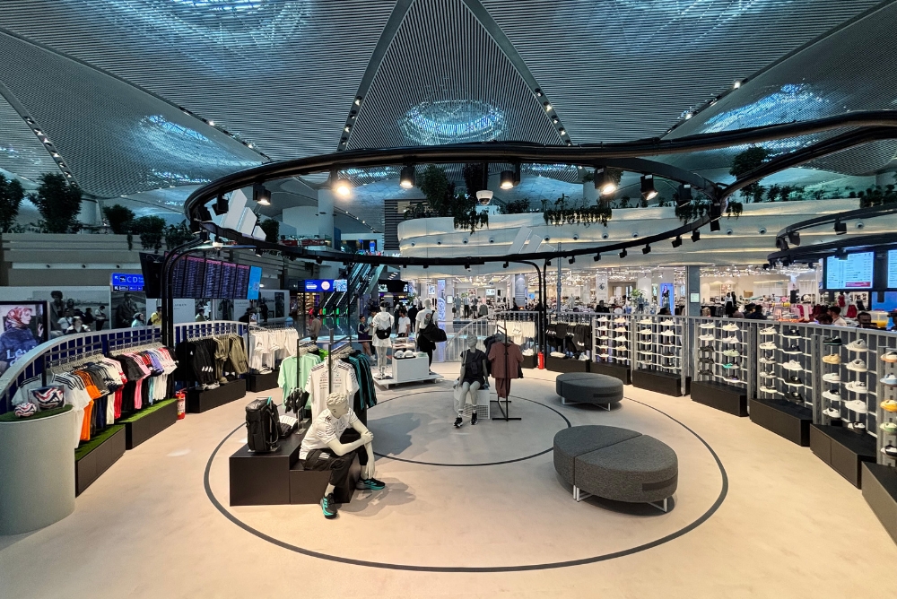 Adidas – TRBusiness – TRBusiness