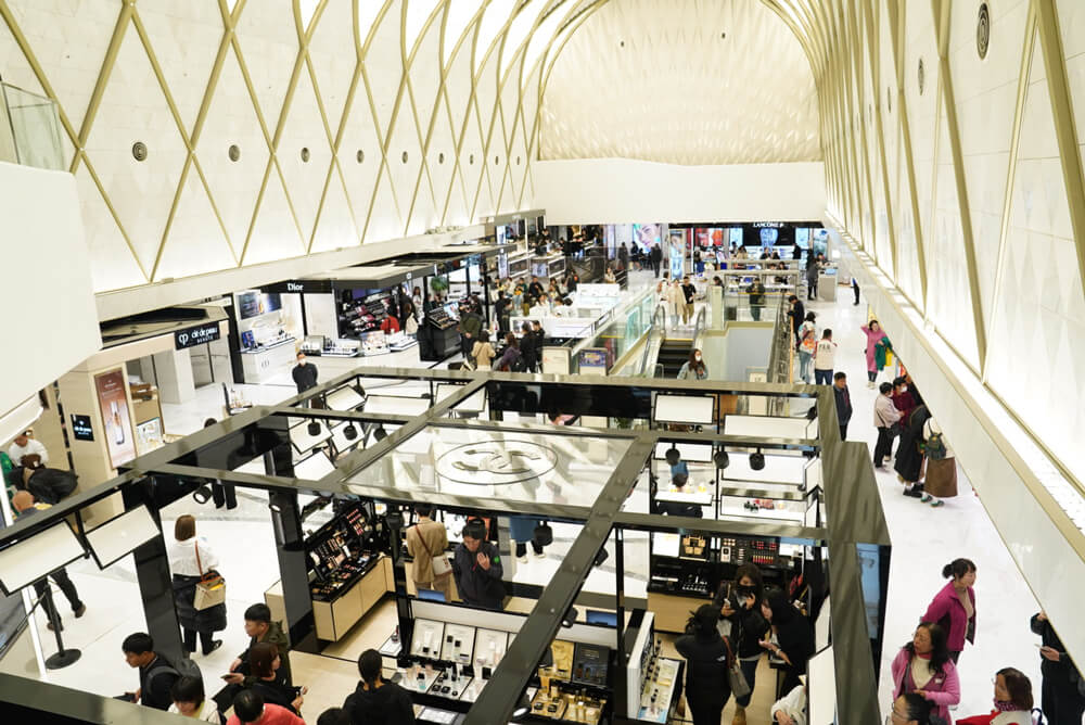 Myeongdong-Lotte – TRBusiness – TRBusiness