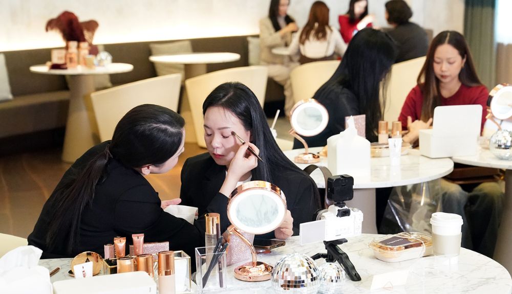 Lotte Duty Free hosts Charlotte Tilbury VIP beauty masterclass