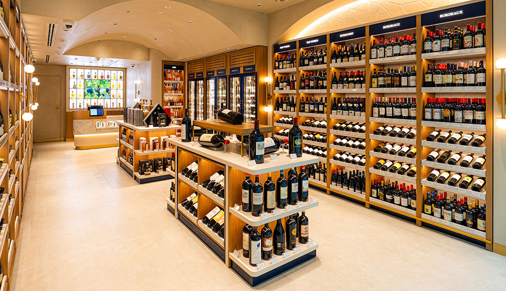 Le Clos opens new boutique at Dubai International Airport T3 Departures