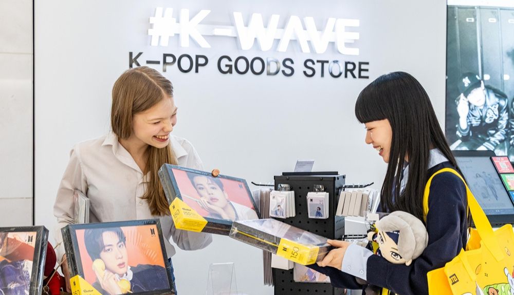 Shinsegae Duty Free welcomes BTS fans with K-culture experiences